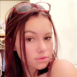 Meet your Posher, Brianna